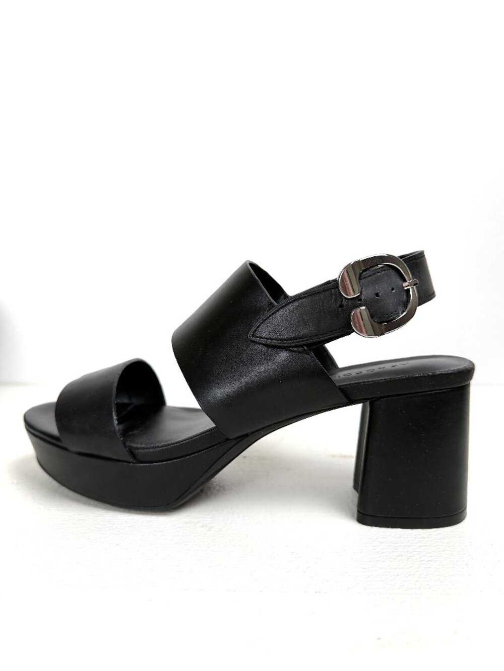 NWT Aerosoles Women's Camera Leather Platform Sandals Black Size 8.5
